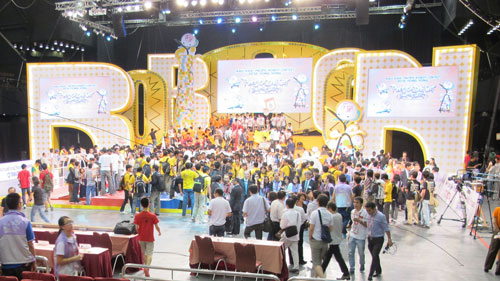 Robocon2012亞太大學(xué)生機(jī)器人大賽總決賽現(xiàn)場.jpg